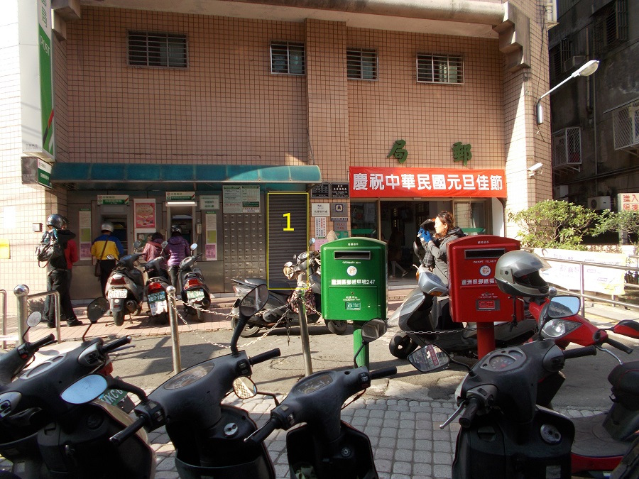 光華路郵局大門廣告1（24HR）